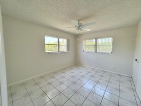 2911 Ashley Dr J, West Palm Beach FL 33415