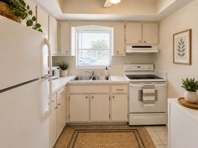 2911 Ashley Dr J, West Palm Beach FL 33415