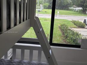613 NW 10th Street, Hallandale Beach FL 33009