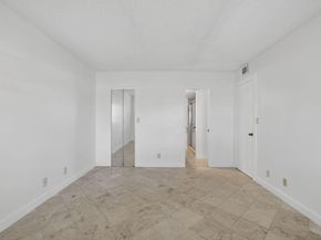 3041 N Oakland Forest Drive 103, Oakland Park FL 33309
