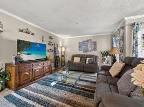 124 Sherwood Circle 11b, Jupiter FL 33458