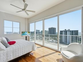 3020 NE 32nd Avenue Ph1, Fort Lauderdale FL 33308