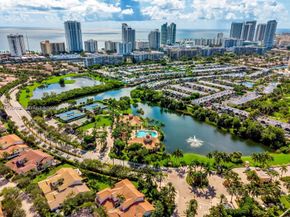 1141 Waterside Lane, Hollywood FL 33019