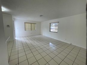 7624 SW 10th Street, North Lauderdale FL 33068