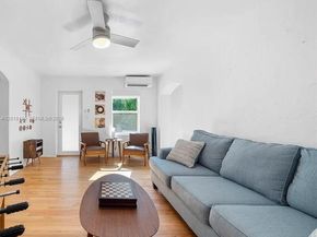 1617 NE 3rd Court, Fort Lauderdale FL 33301