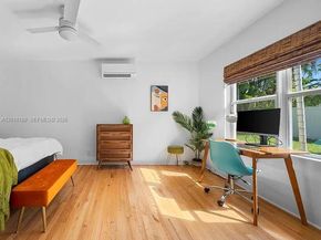 1617 NE 3rd Court, Fort Lauderdale FL 33301