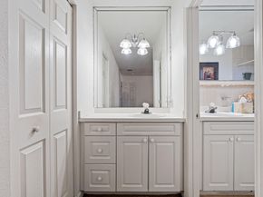 5201 SW 22nd St, West Park FL 33023