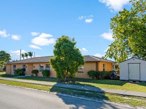 5201 SW 22nd St, West Park FL 33023