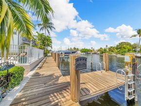 1327 SE 3rd Avenue, Pompano Beach FL 33060