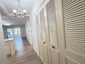 370 NW 76th Avenue 204, Margate FL 33063