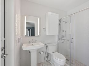 2810 NE 52nd Street, Fort Lauderdale FL 33308