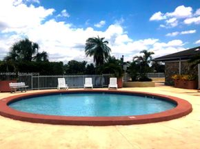 6713 SW 112th Court, Miami FL 33173