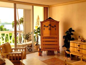 2505 S Ocean Boulevard 312, Palm Beach FL 33480