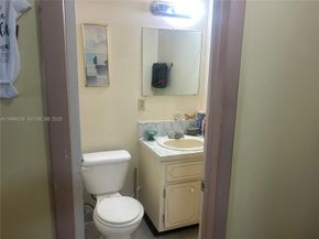 7118 Bonita Drive 704, Miami Beach FL 33141