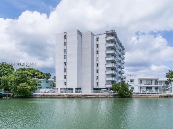 7118 Bonita Drive 704, Miami Beach FL 33141