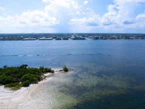 130 Doolen Court 108, North Palm Beach FL 33408