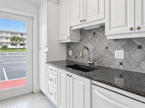 130 Doolen Court 108, North Palm Beach FL 33408
