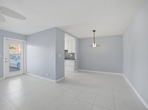 130 Doolen Court 108, North Palm Beach FL 33408