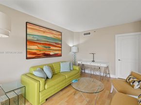 2600 Island Boulevard 1006, Aventura FL 33160