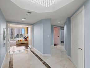 2600 Island Boulevard 1006, Aventura FL 33160