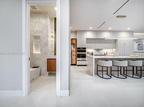 906 NE 17th Terrace, Fort Lauderdale FL 33304
