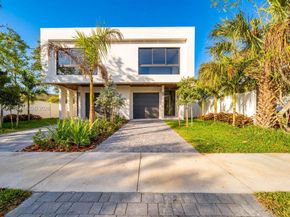 906 NE 17th Terrace, Fort Lauderdale FL 33304