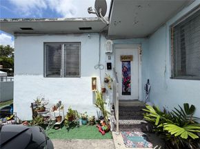 130 NW 16th Avenue, Miami FL 33125