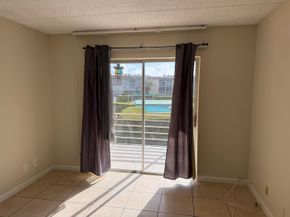 500 W Village Green Circle W 212, Palm Springs FL 33461