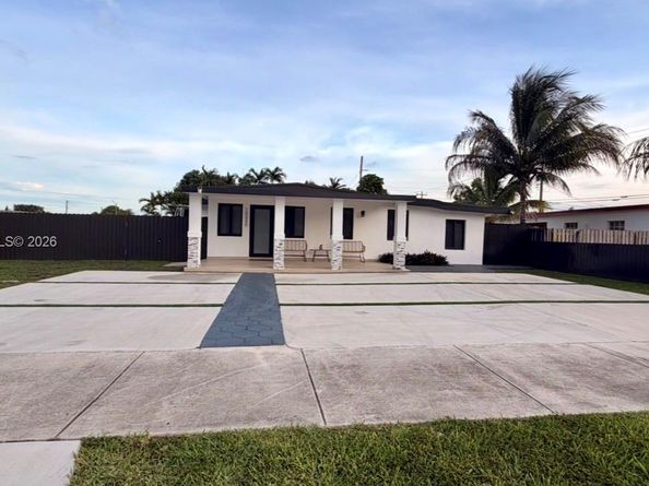 10000 SW 43rd Street, Miami FL 33165