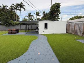 10000 SW 43rd Street, Miami FL 33165