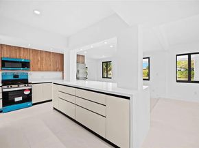 10000 SW 43rd Street, Miami FL 33165