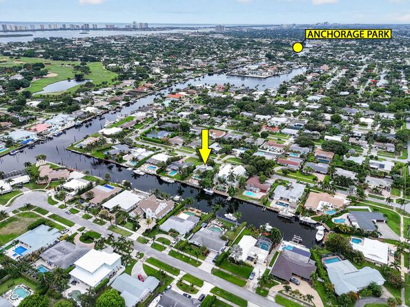717 Robin Way, North Palm Beach FL 33408