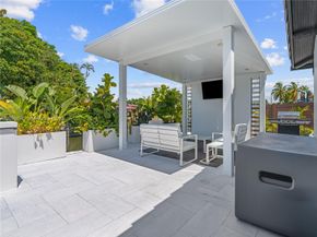 1701 SW 3rd Avenue, Pompano Beach FL 33060