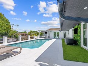 1701 SW 3rd Avenue, Pompano Beach FL 33060