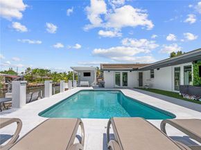 1701 SW 3rd Avenue, Pompano Beach FL 33060