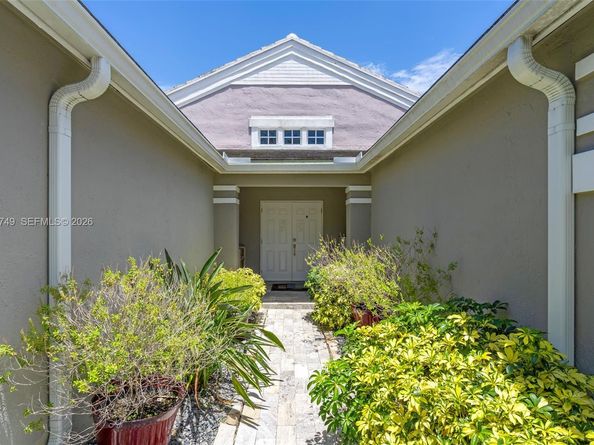 632 Carrington Lane, Weston FL 33326