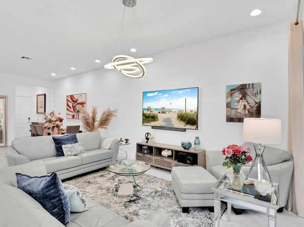 4821 Pointe Midtown Road, Palm Beach Gardens FL 33418