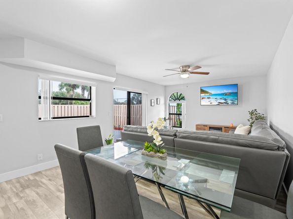 3715 Village Drive A, Delray Beach FL 33445