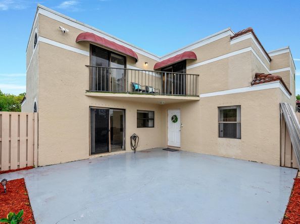3715 Village Drive A, Delray Beach FL 33445