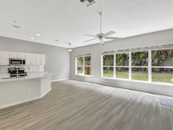 7936 Rockford Road, Boynton Beach FL 33472