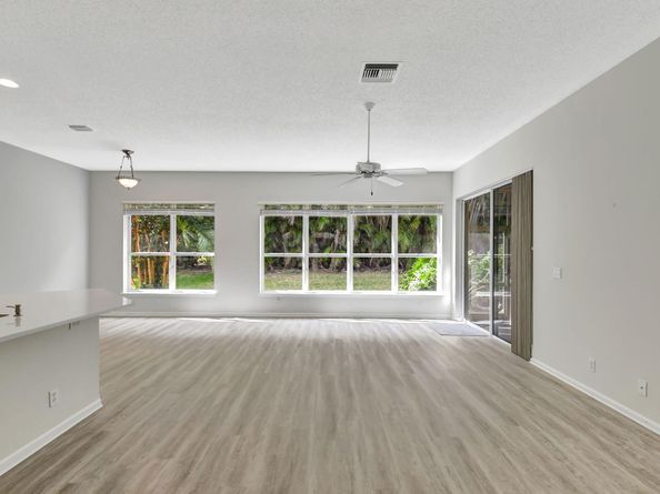 7936 Rockford Road, Boynton Beach FL 33472