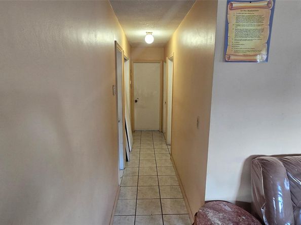 6103 Fletcher St, Hollywood FL 33023