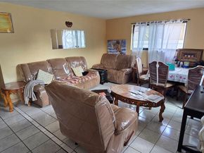 6103 Fletcher St, Hollywood FL 33023