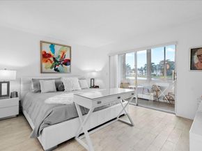 104 Wellington B, West Palm Beach FL 33417