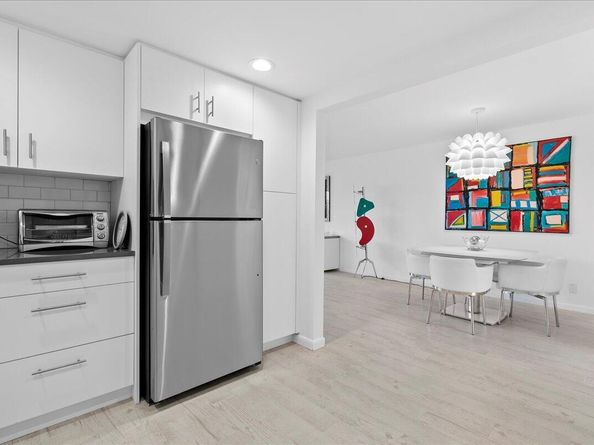 104 Wellington B, West Palm Beach FL 33417