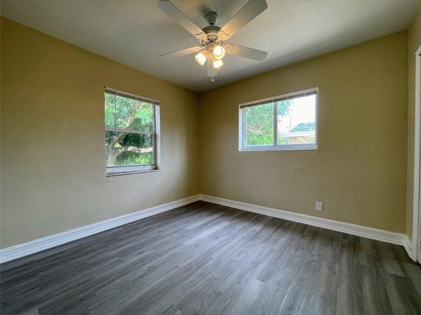 1647 NW 11th Pl, Fort Lauderdale FL 33311