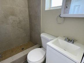 1647 NW 11th Pl, Fort Lauderdale FL 33311