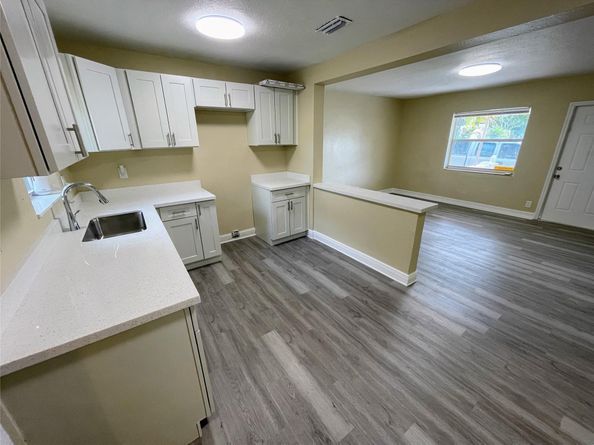1647 NW 11th Pl, Fort Lauderdale FL 33311