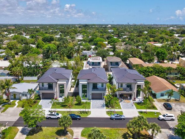 237 NE 11th Street, Delray Beach FL 33444