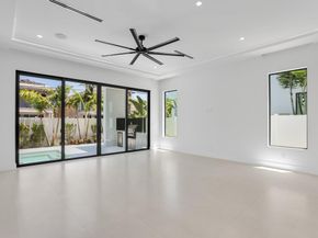 237 NE 11th Street, Delray Beach FL 33444